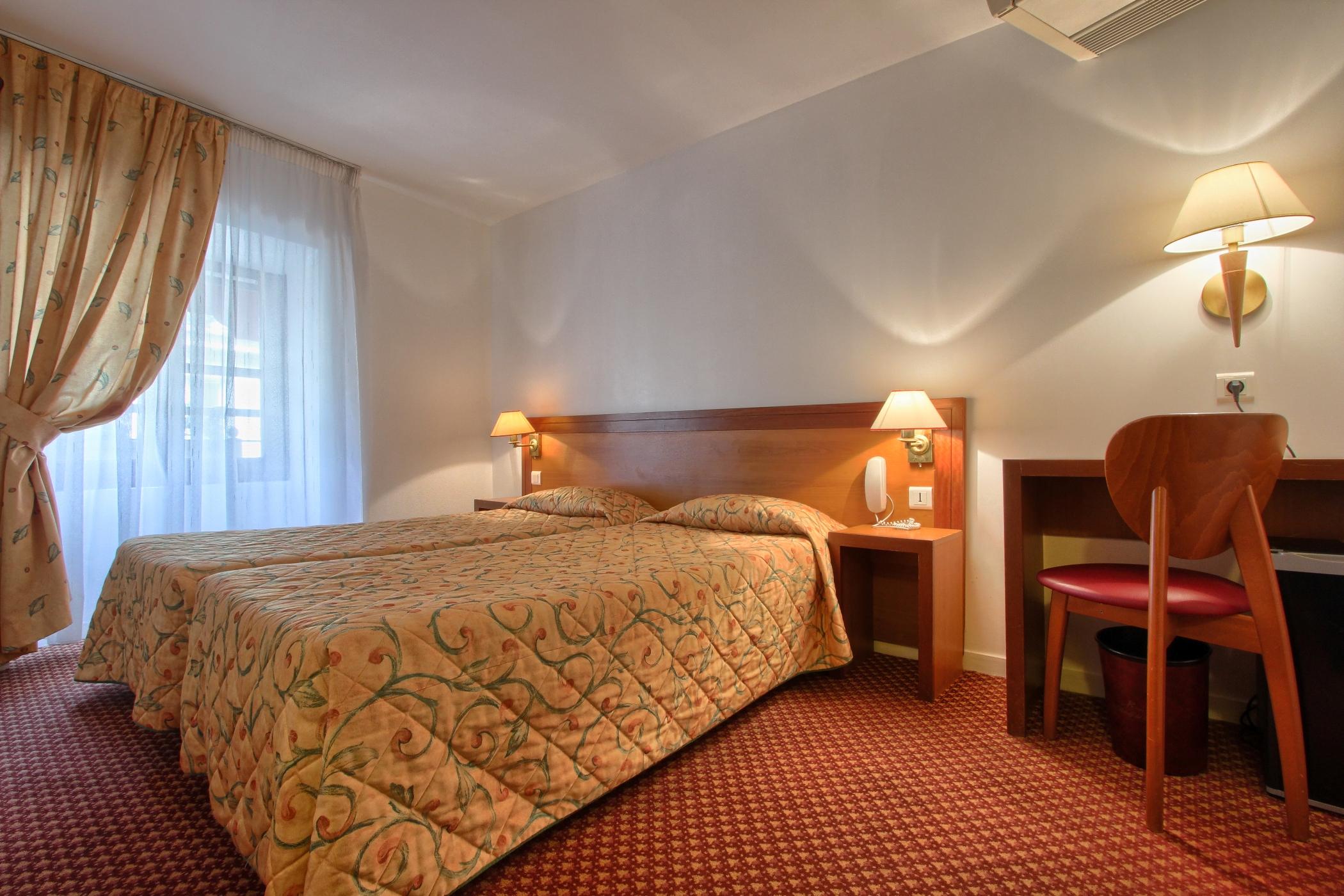 La Dependance Hotel Paris Exterior photo